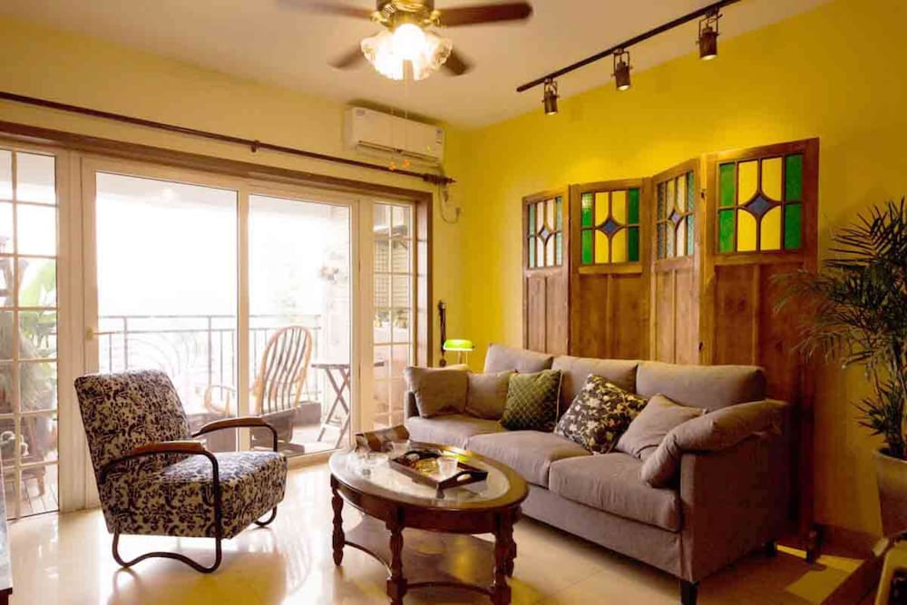 Locals Boutique Apartment Lujiang No.3