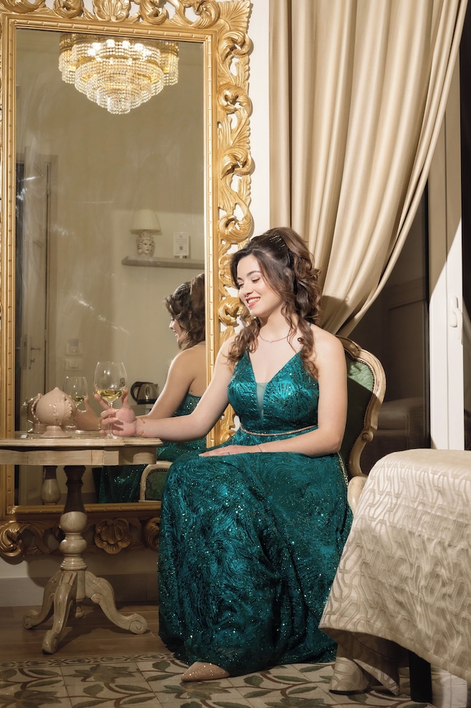 Kéramos Luxury Rooms