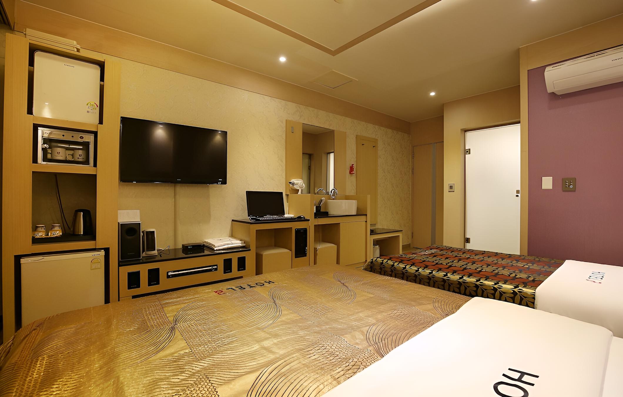 Photo 11