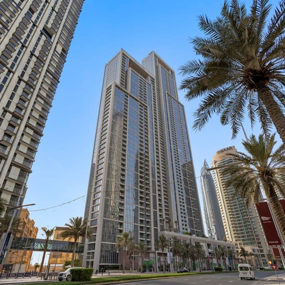 Silkhaus Opera District in Downtown New Tower