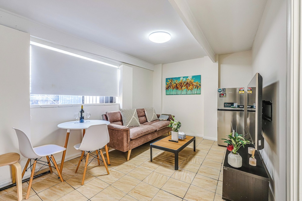 StayAU Cozy 1BR Living Space Chadstone