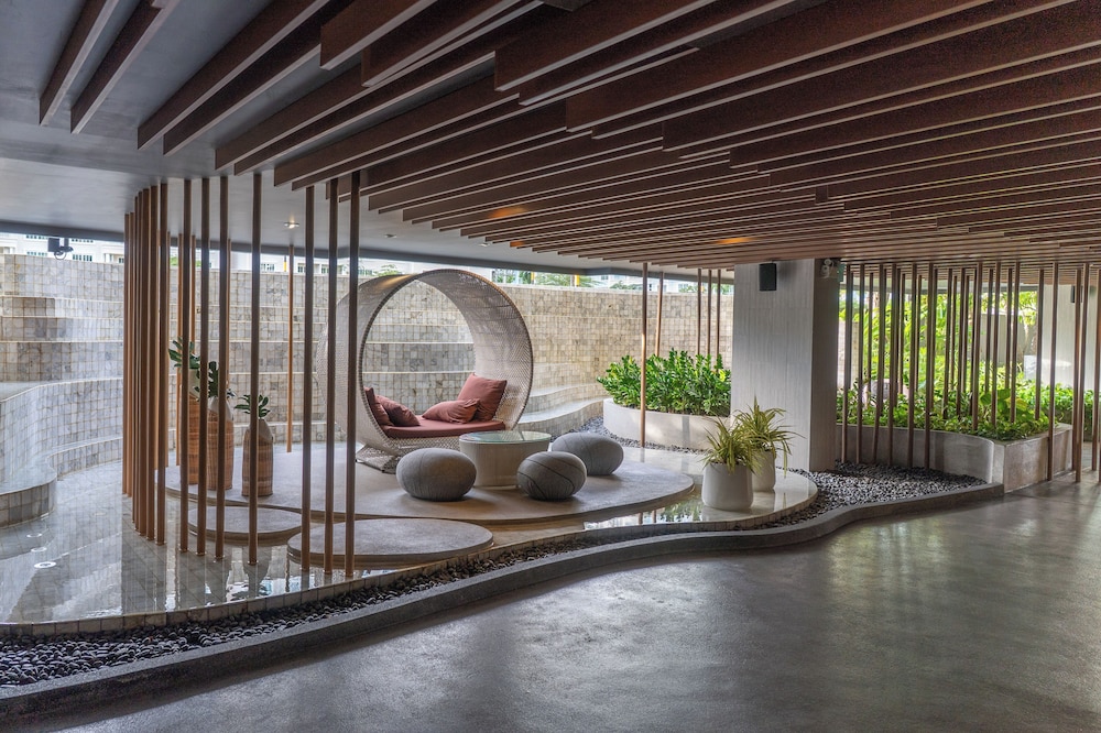 Bayphere residence by Prop Hopper