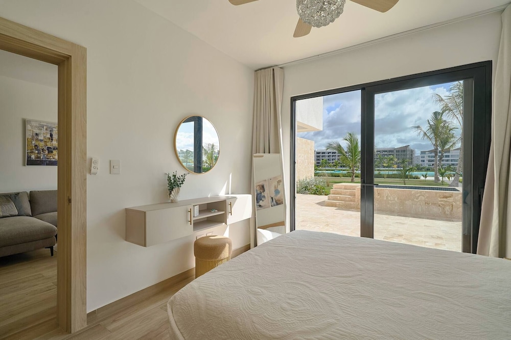 Luxury Escape Private Jacuzzi, Beach, Punta Cana Sleep 5