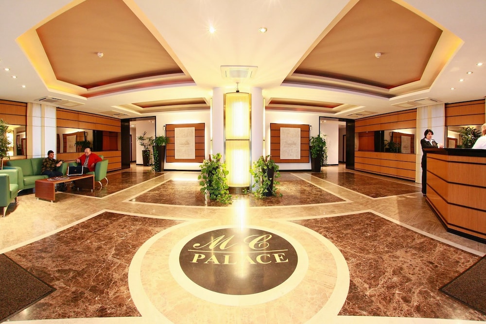 Monte Carlo Palace Rooms