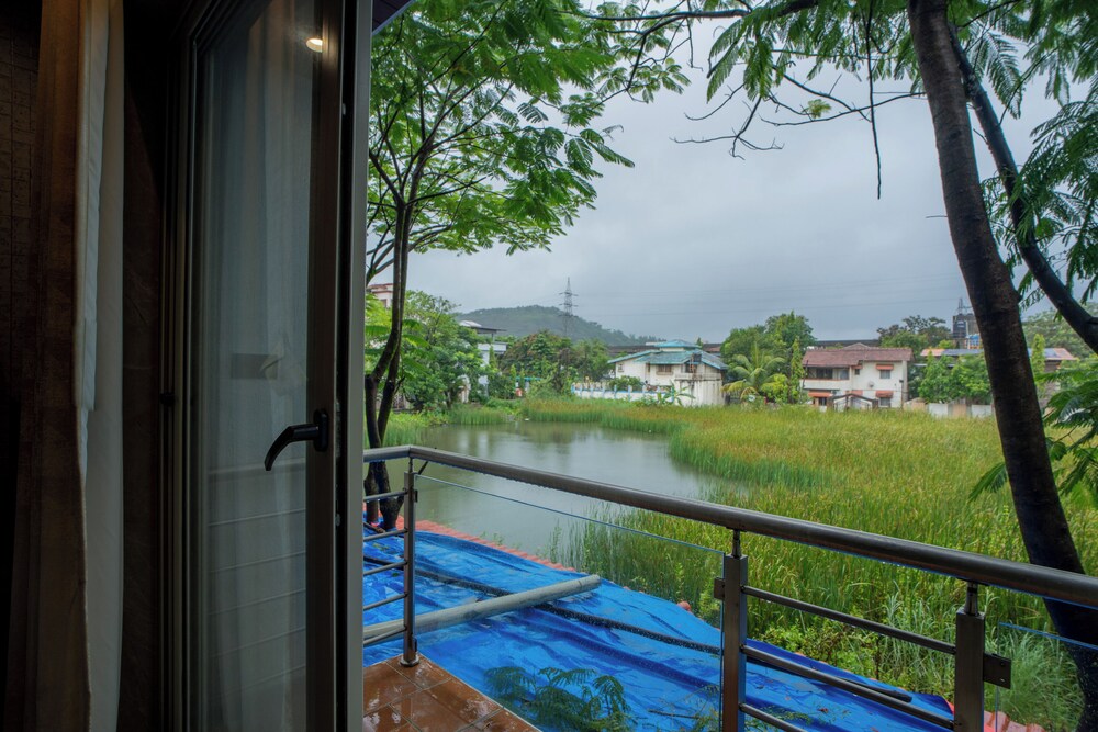 Alaya Stays - Imperial Mystara 5BHK near Khandala Hills