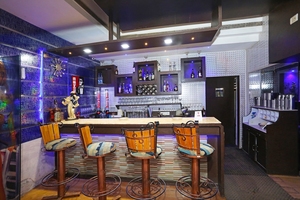 OYO 10690 Florence Hotel