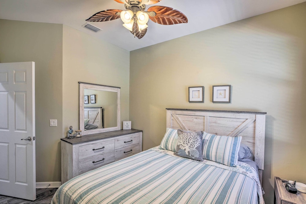 Sunny Cape Coral Home w/ Private Pool Lanai - Property Image 21