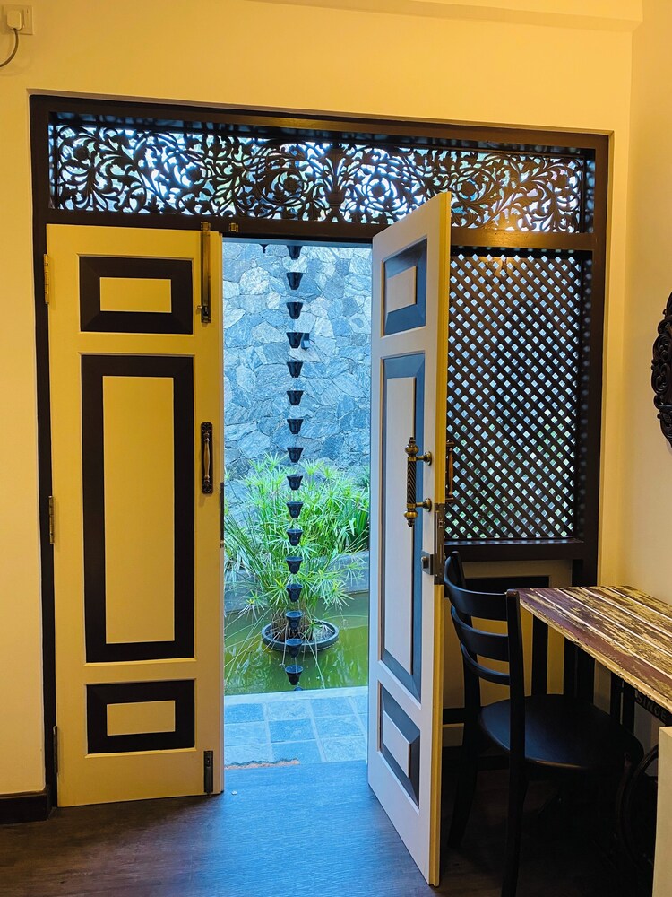Thaprobana Villa Tangalle Private Villa