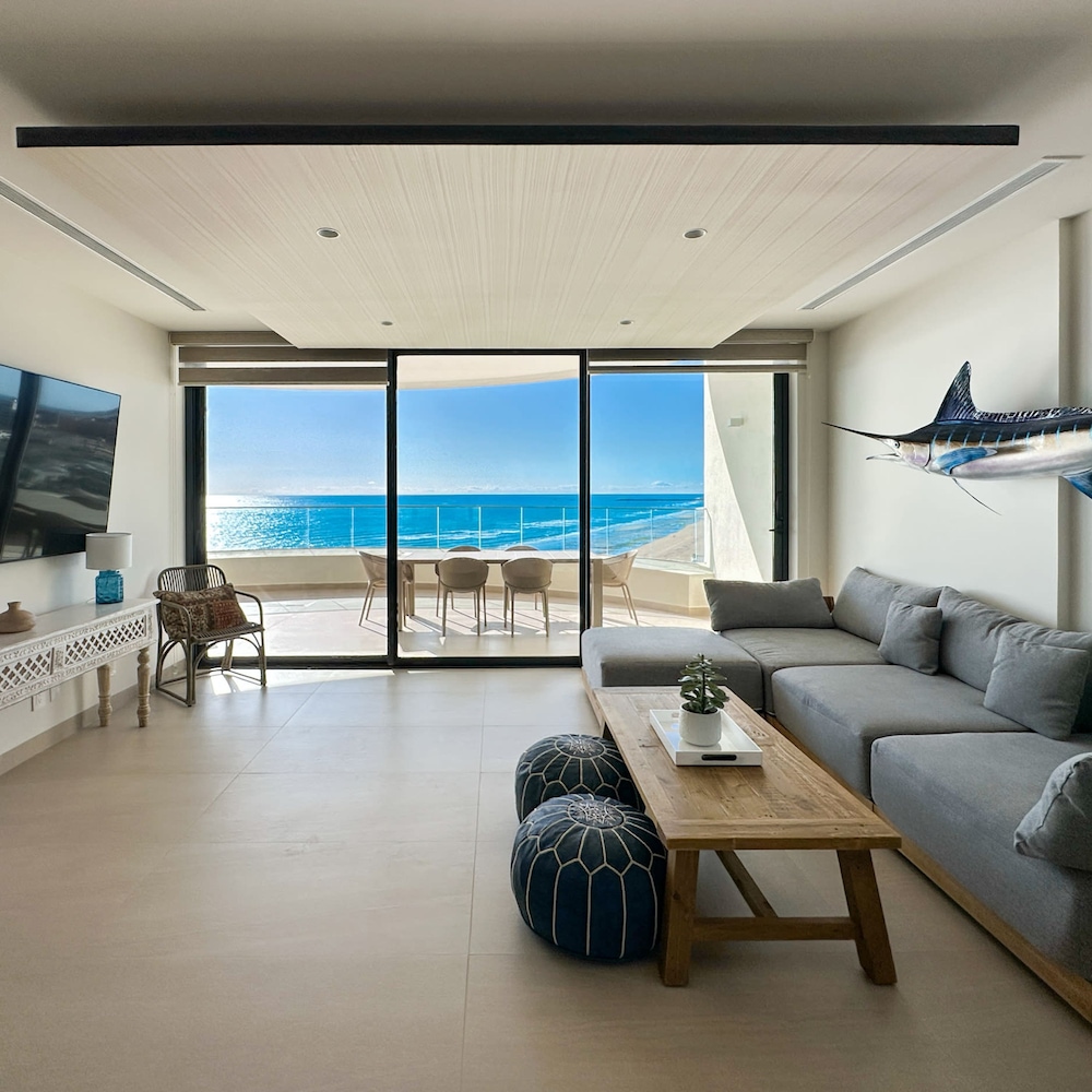 Has it all Beachfront Retreat With Stunning Views