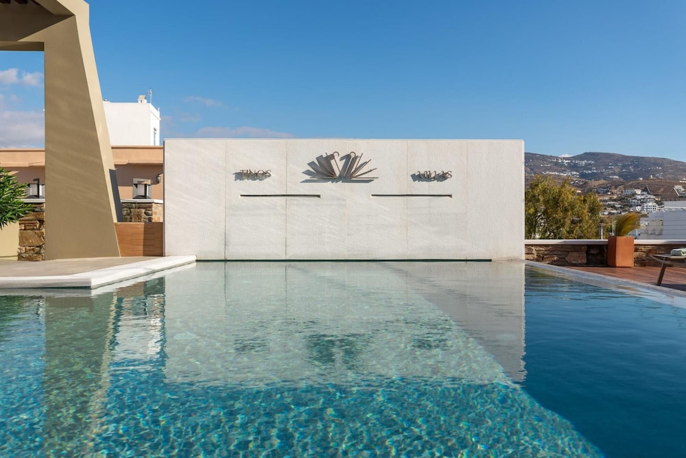 Coocono Tinos Private Villas