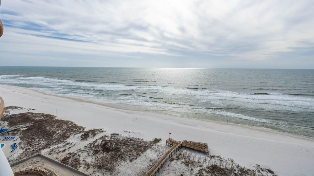 Phoenix Gulf Towers 1202 2 Bedroom Condo view 2