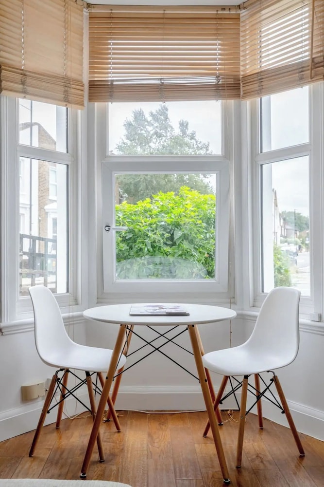 Tasteful & Homely 1BD Flat - Brixton