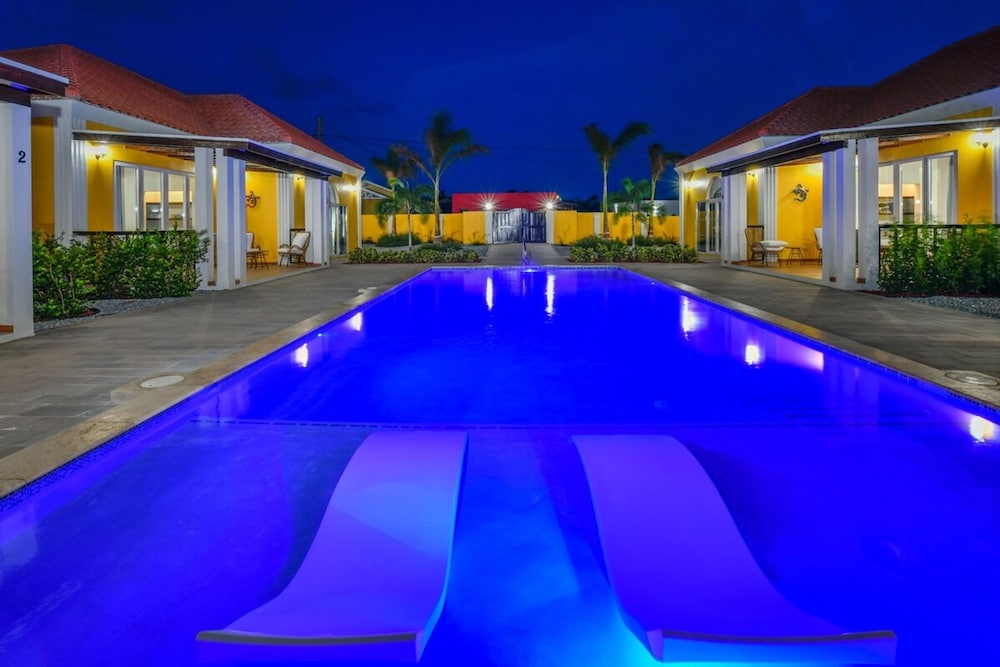 Picaron Villas in Santa Cruz