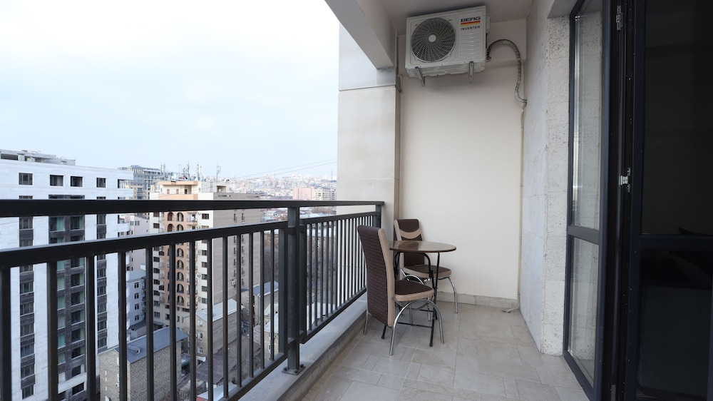 Stay Inn on Koghbatsi Str. 16