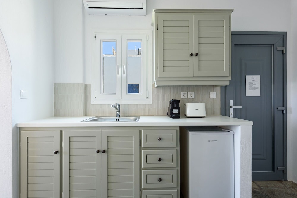 Phaedrus Living: Paros Cycladic Residences 11