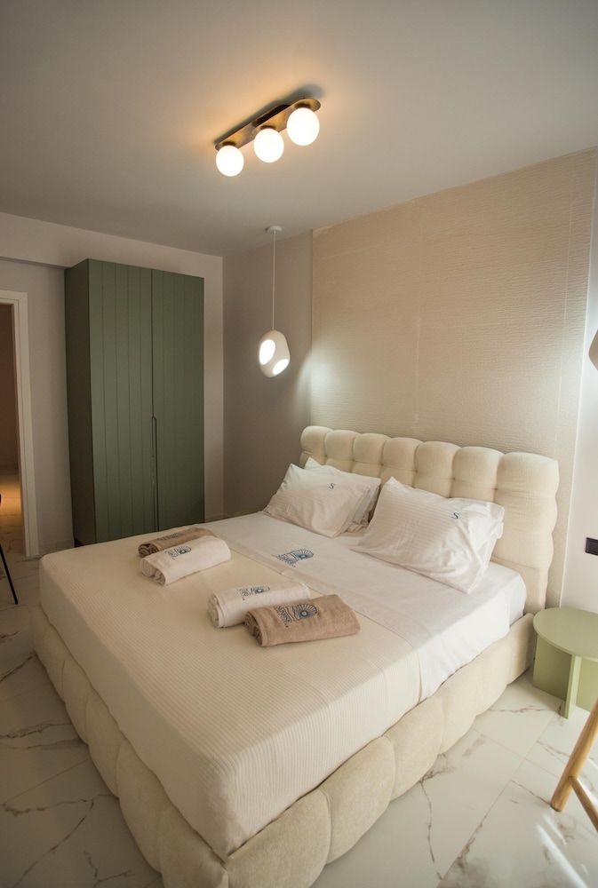 Sunrise Villas Collection