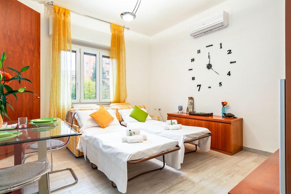Gambara Bright Flat