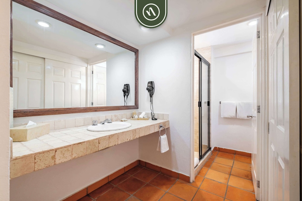 Amazing 1 BR Condo - Terrace - Pool - Romantic Zone