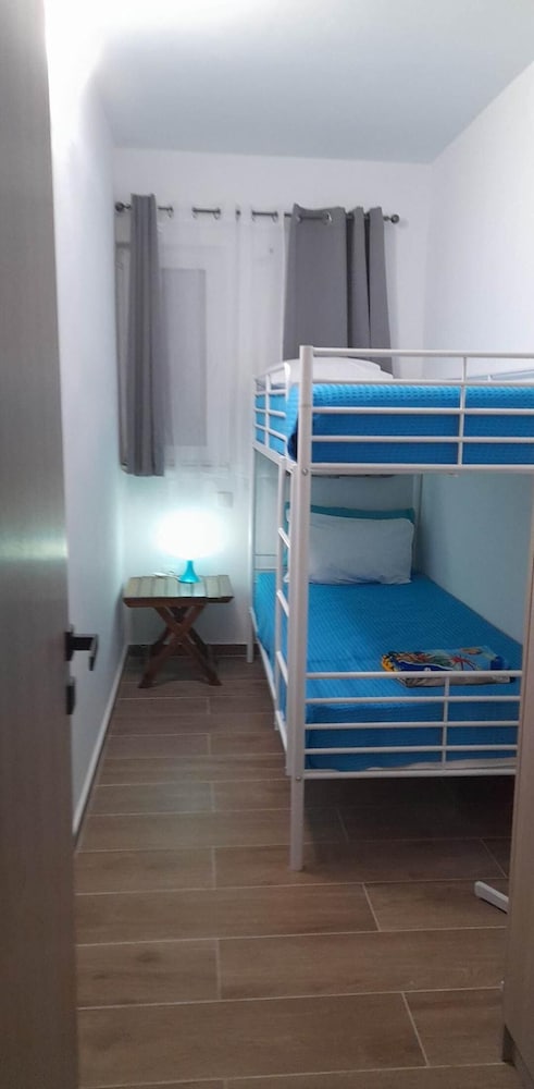 Gennadi Retreat - House 2 view 2