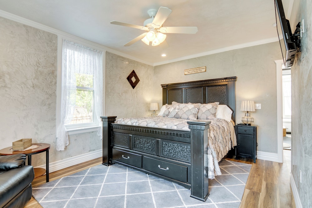 ATV & UTV Parking: Spacious Home in Richfield!