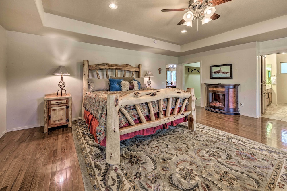 Spacious Ruidoso Retreat on 6 Gated Acres! view 3