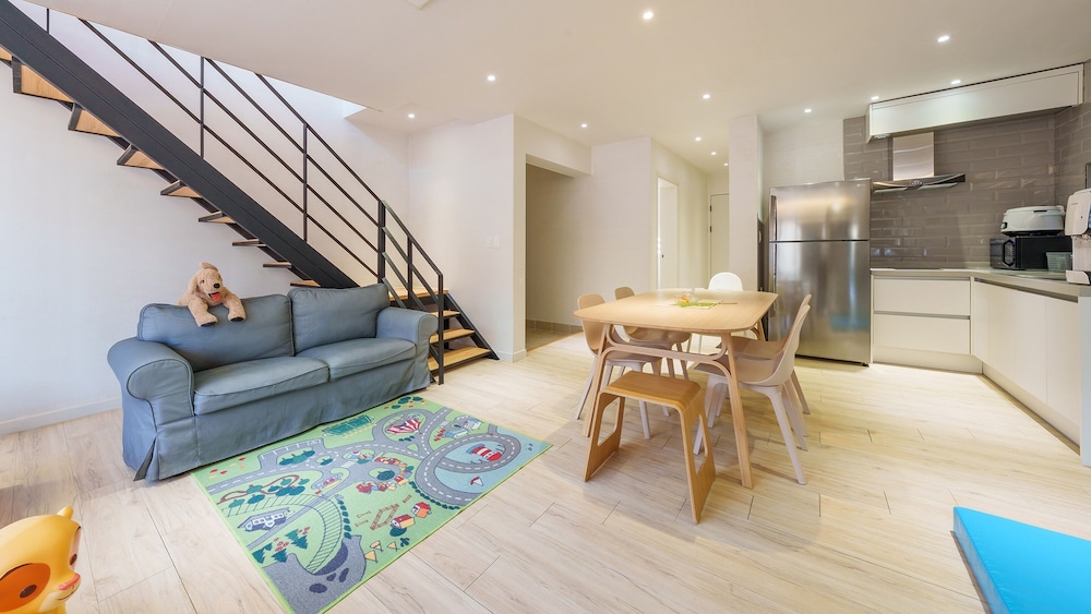 Gyeongju Ain Kids Pool Villa