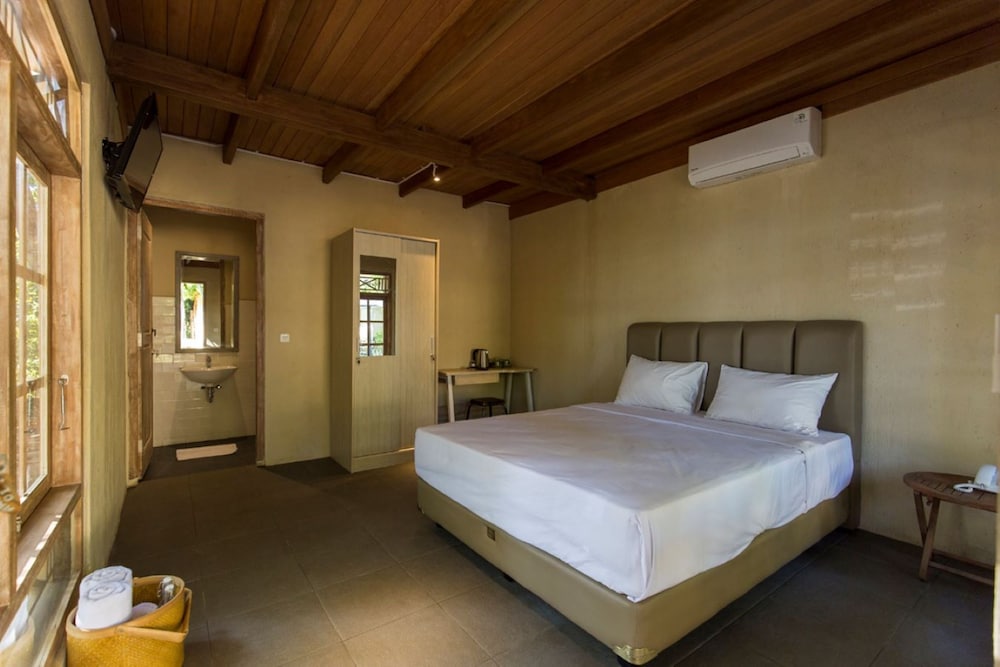 Menjangan Ecolodge