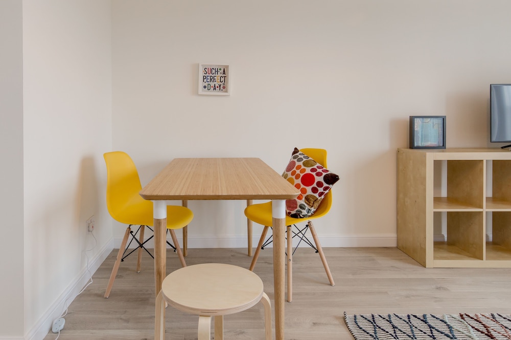 DreamhouseApartments Edinburgh Haymarket