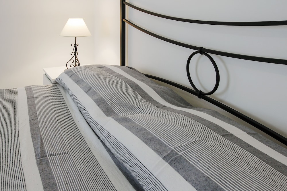 Agatocle en Taormina — bedroom