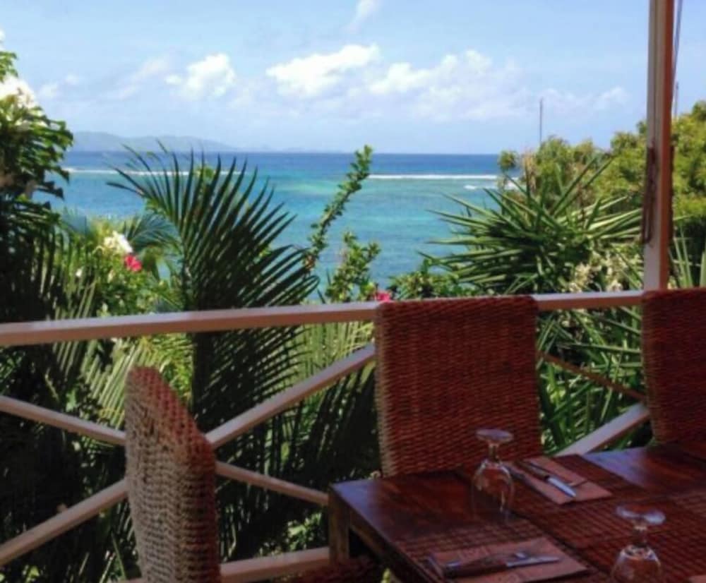 Barefoot Suites