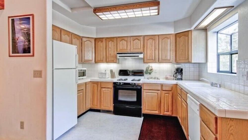 Scenic Wonders Yosemite Pines 2 Bedrooms view 3