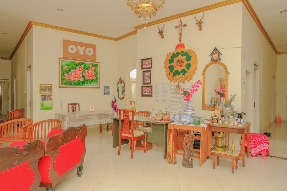 OYO Life 414 Loji Rejo Guest House view 4