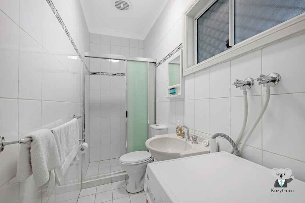 Kozyguru| Cozy Granny Flat In Fairfield