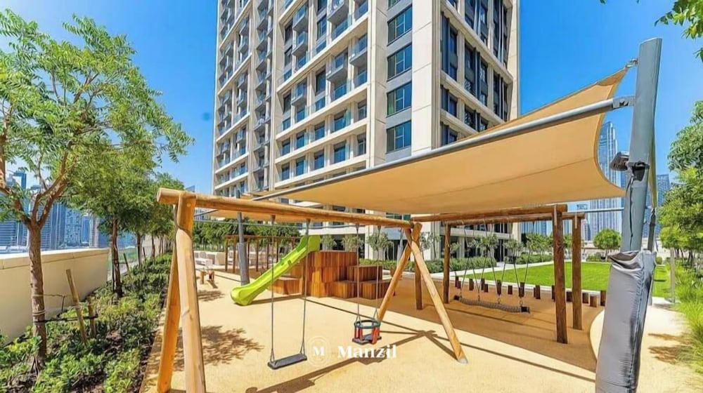 Manzil-2BR with full Burj Khalifa View
