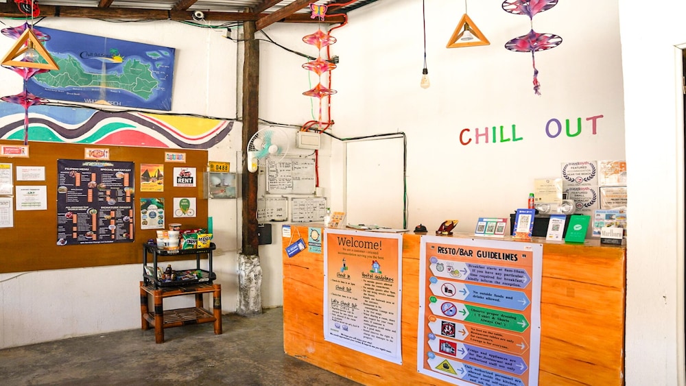 CHILL OUT HOSTEL BORACAY