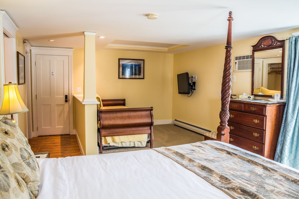 Cranmore Inn