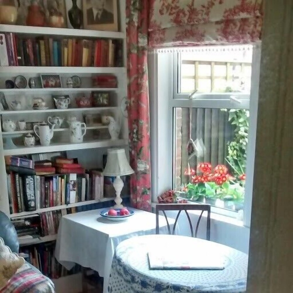 Arts & Bichons B&B