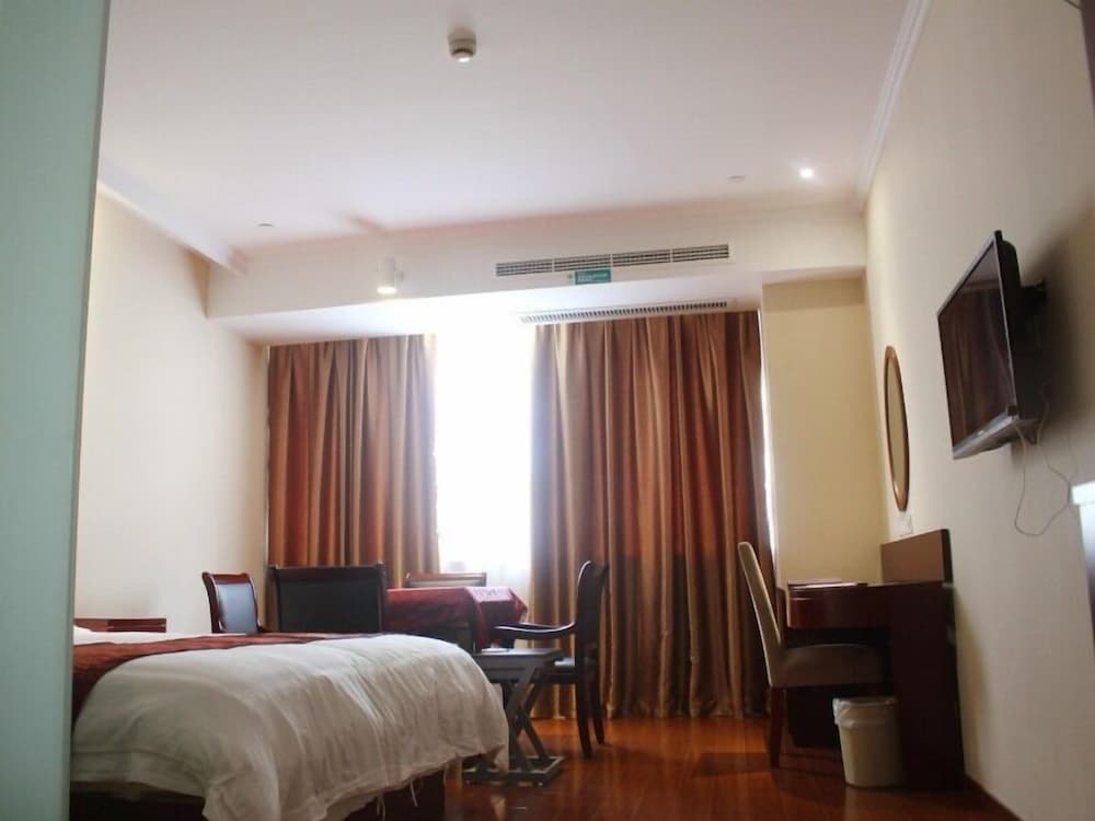 GreenTree Inn Zhoushan Putuo Donggang Hotel