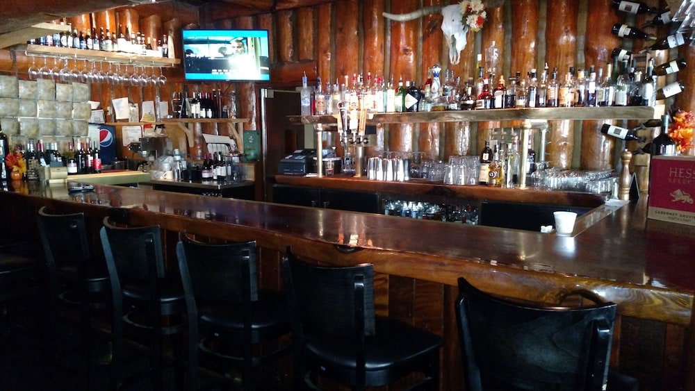 Antlers Inn