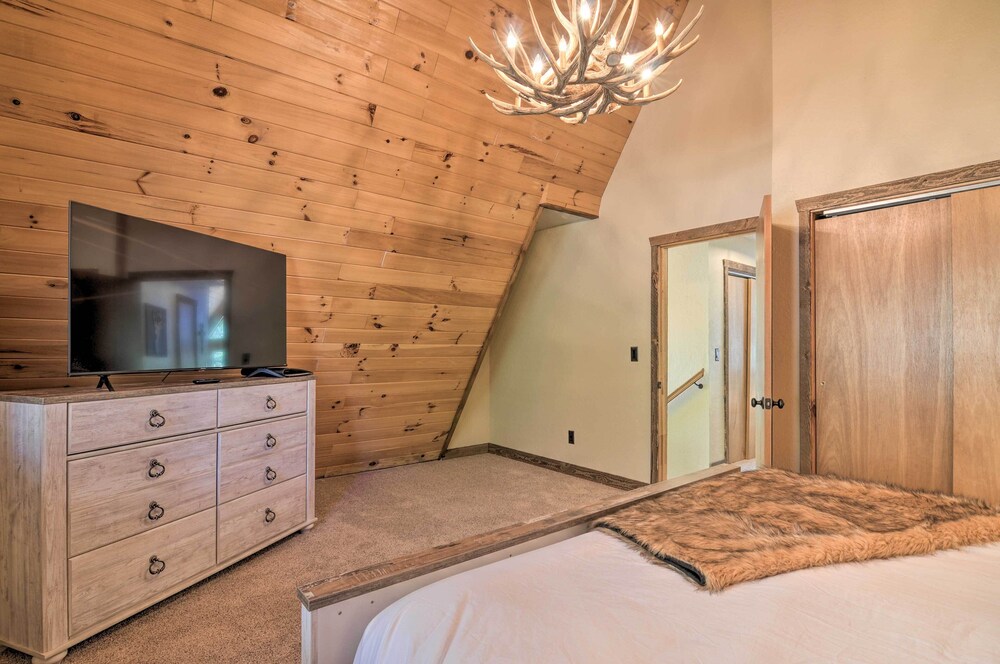 Hike, Bike & Ski: Duck Creek Village A-frame! view 4