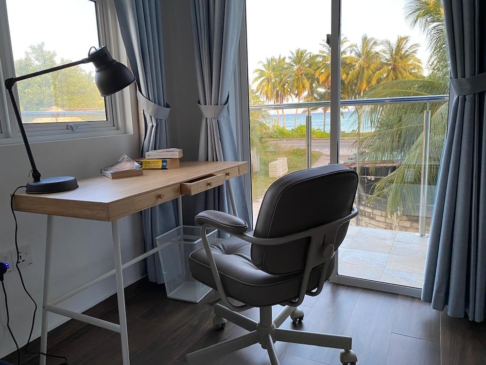 Calm Beach Inn