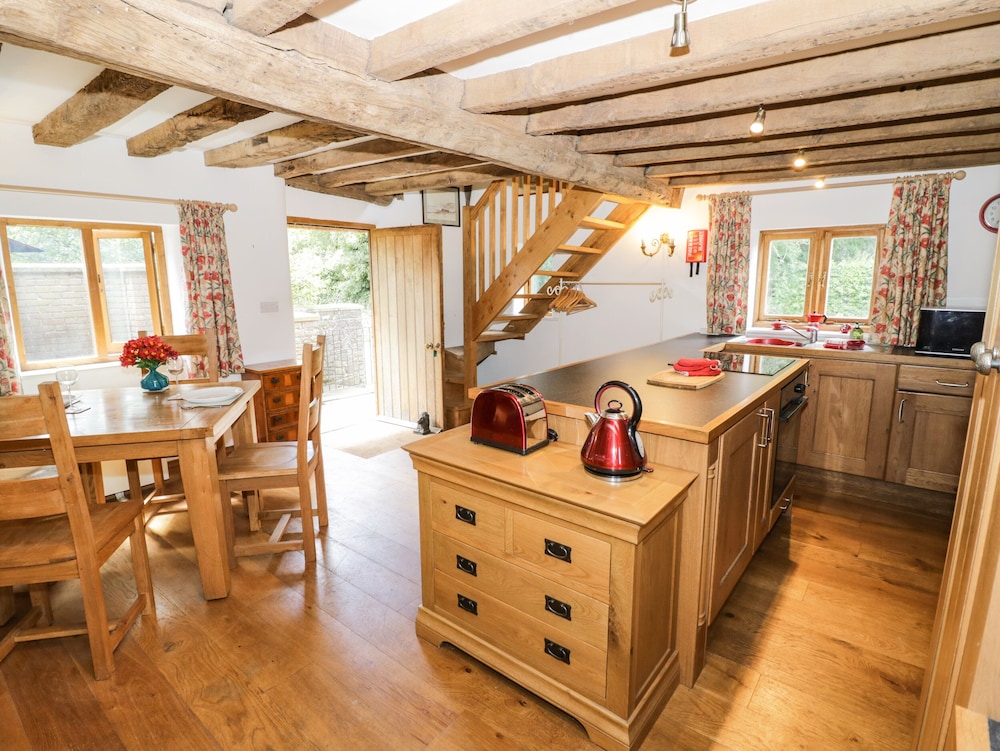 Manor Cottage