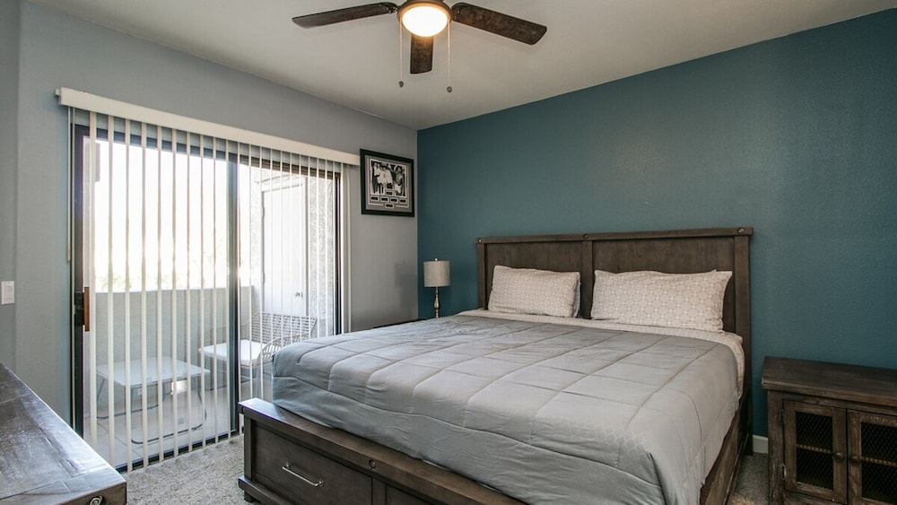 New Listing! Remodeled Condo in North Scottsdale!