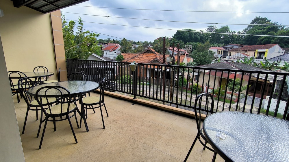 Pomah Guesthouse
