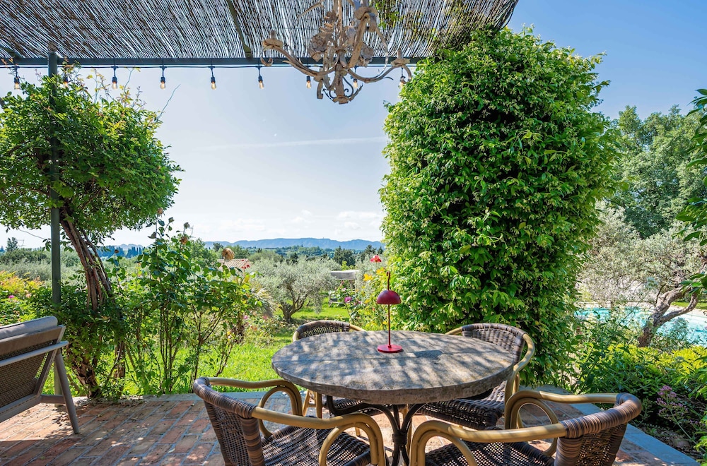 Le Mas Ela a Your Family Haven With Private Pool