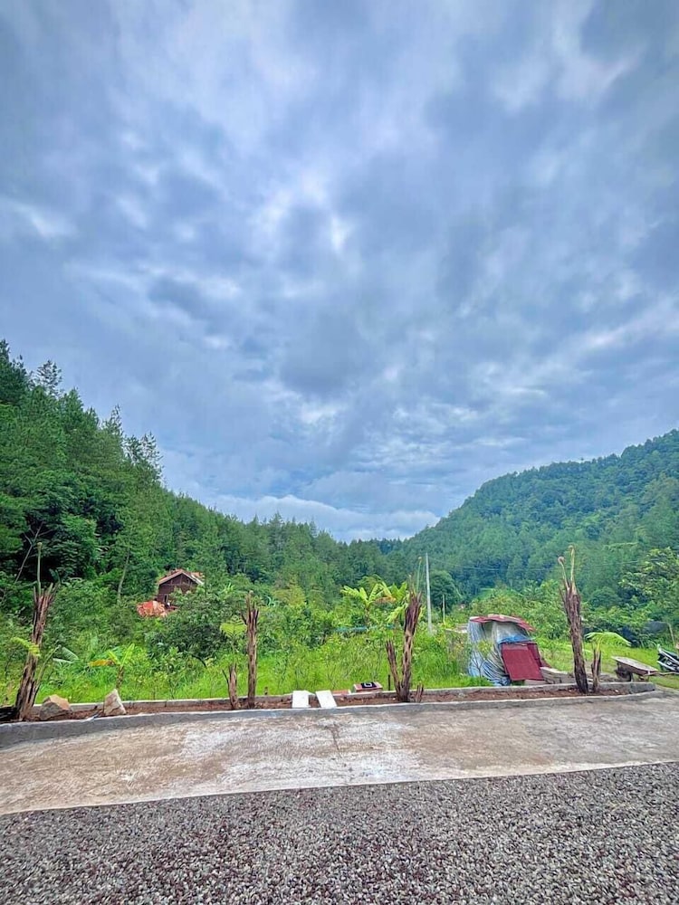 Diiza Glamping Tawangmangu
