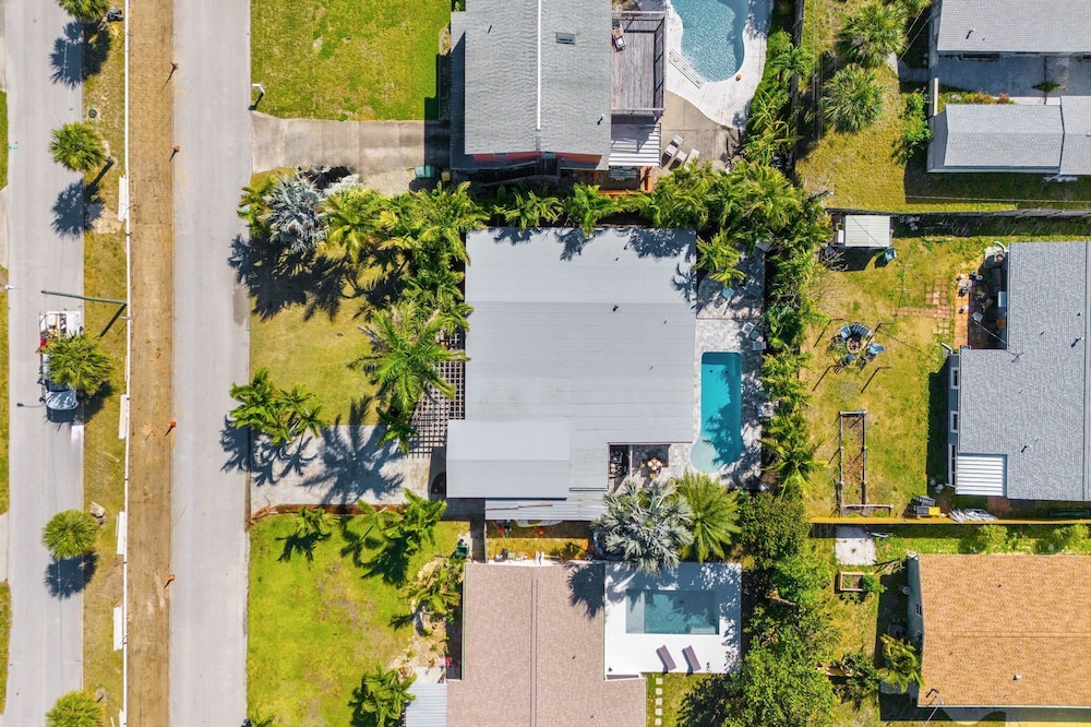 121 Atlantic Blvd