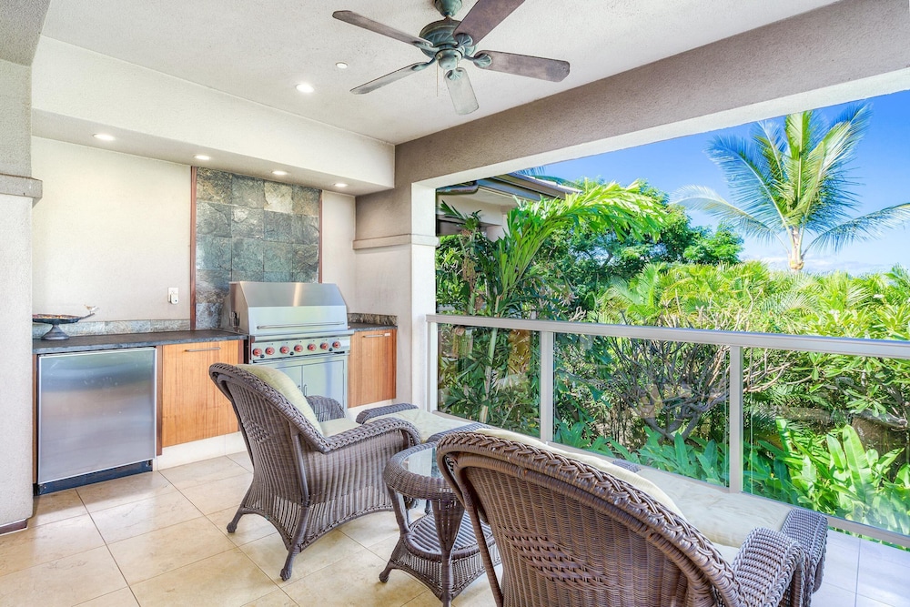 Luxurious Ho'olei 12-2, Lush View, Close to Pool, Sleeps 8 in Beds, Central AC!