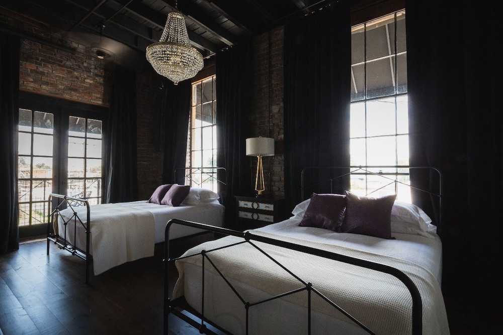 Florence Vacations - GunRunner Boutique Hotel - Property Image 42