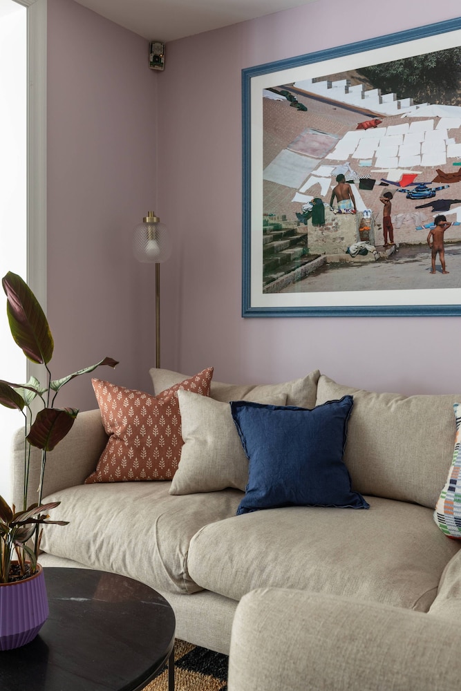 Maida Avenue II by Onefinestay